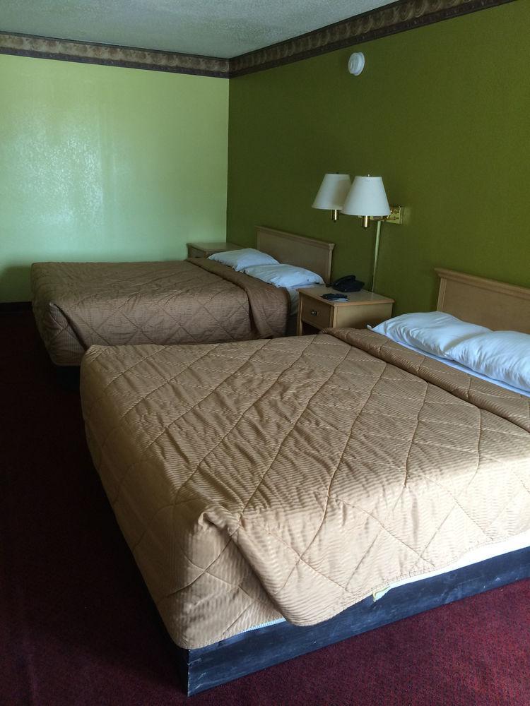 Hutchinson Inn エクステリア 写真