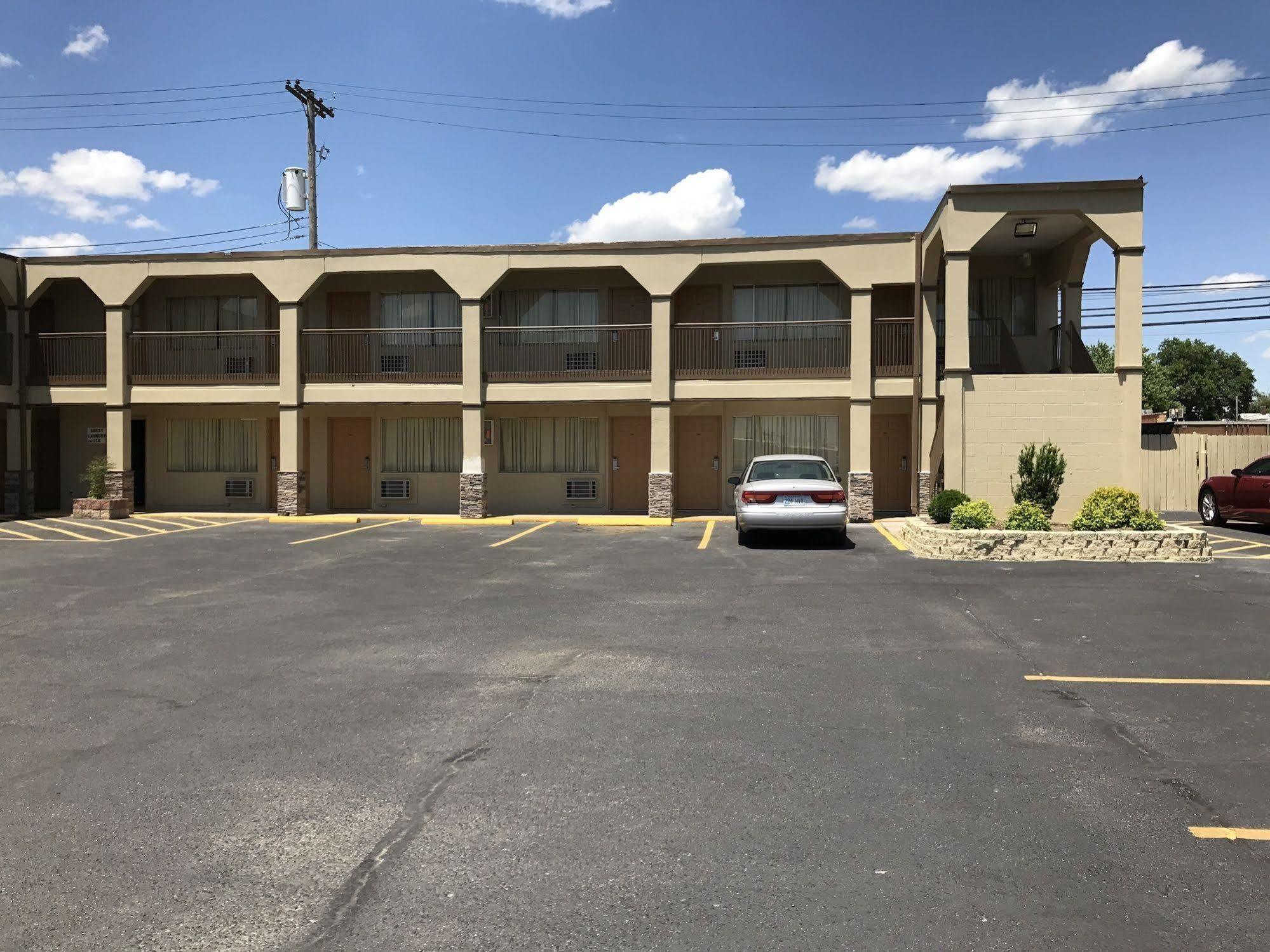 Hutchinson Inn エクステリア 写真