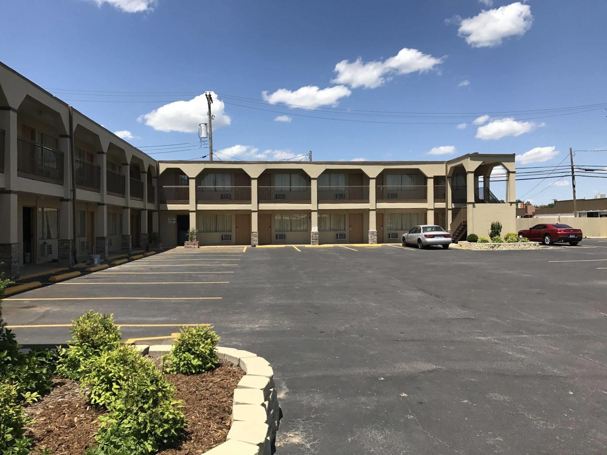Hutchinson Inn エクステリア 写真