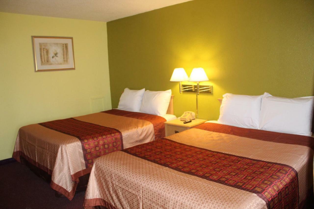Hutchinson Inn エクステリア 写真